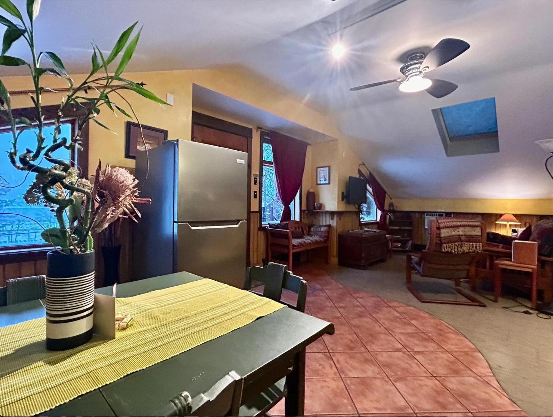 Mistisos Place Vacation Rentals เนลสัน ภายนอก รูปภาพ